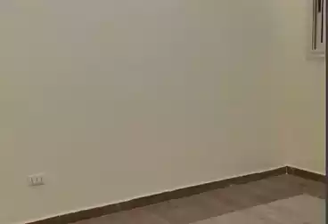 Apartments For sale - 3 rooms - floor 1