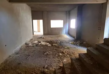 Duplex with Garden For sale - 5 rooms - floor 0