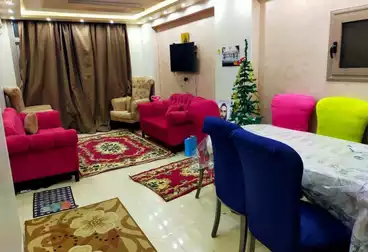 شقق للبيع - 3 غرف - بالدور 8