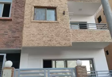 Apartments For sale - 3 rooms - floor 0