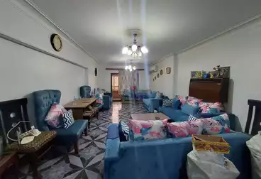 Apartments For sale - 3 rooms - floor 2