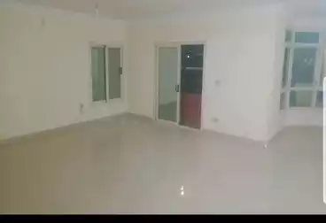 شقق للإيجار - 3 غرف - بالدور 1
