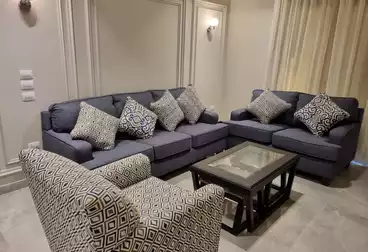 Apartments For rent - 2 rooms - floor 5