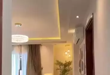 شقق مفروشة للبيع - 3 غرف - بالدور 2