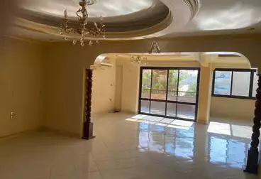 شقق للإيجار - 3 غرف - بالدور 1
