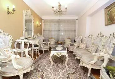 Apartments For sale - 3 rooms - floor 5