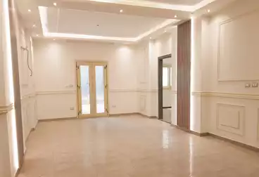 Apartments For sale - 4 rooms - floor 1