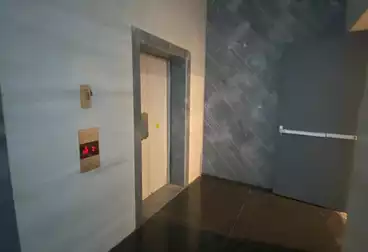 Administrative Building For rent - 100 rooms