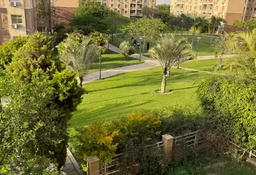 Apartment with Garden For sale - 2 rooms - floor 0