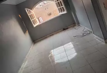 Apartments For rent - 3 rooms - floor 5