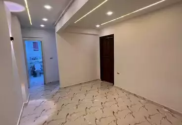 Apartments For sale - 3 rooms - floor 1