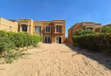 فلل للبيع - 4 غرف