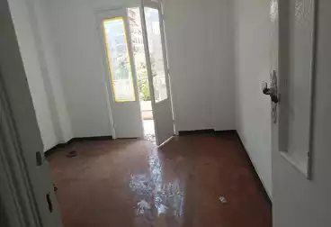 Apartments For rent - 3 rooms - floor 5