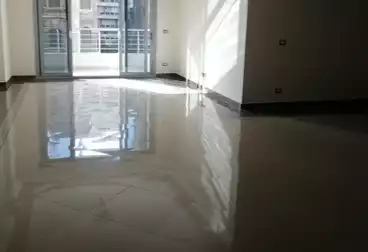 Apartments For sale - 4 rooms - floor 2