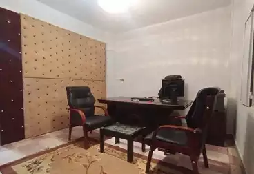 Room in Office For rent - floor 2