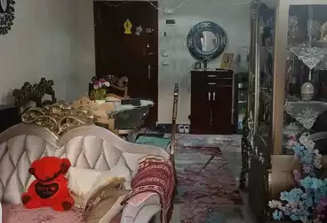 Apartments For sale - 3 rooms - floor 5