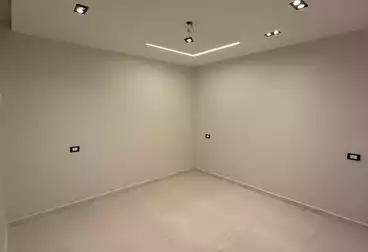 Apartments For sale - 3 rooms - floor 7