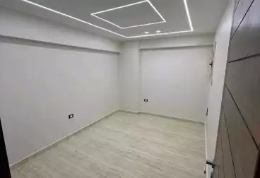 Apartments For sale - 3 rooms - floor 2