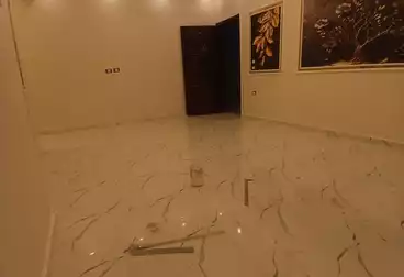 Apartments For sale - 2 rooms - floor 1