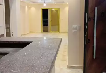 Apartments For rent - 3 rooms - floor 8