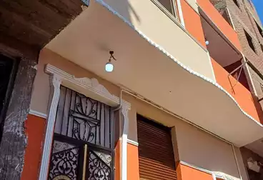 House / Home For sale - 4 rooms