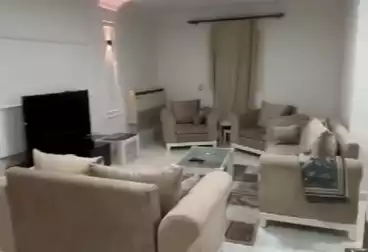 Furnished Apartment For sale - 3 rooms - floor 11