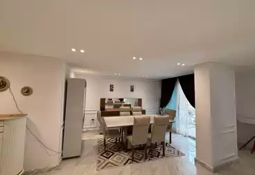 Apartments For rent - 3 rooms - floor 7