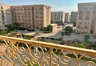 شقق للبيع - 3 غرف - بالدور 4