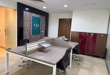 مكاتب للإيجار - 2 غرف - بالدور 1
