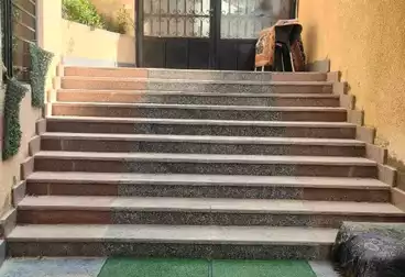 Apartment with Garden For sale - 4 rooms - floor 0