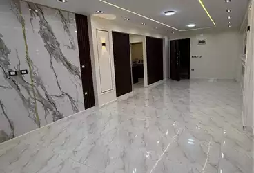 Apartments For sale - 2 rooms - floor 9