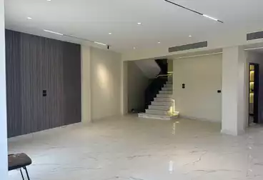 فلل للإيجار - 5 غرف