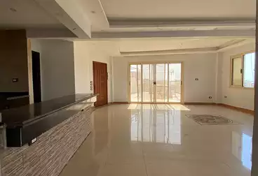 روف للإيجار - 3 غرف - بالدور 3