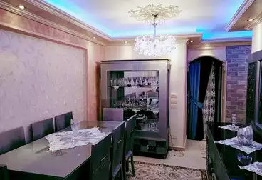Apartments For sale - 2 rooms - floor 8
