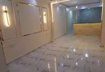 Apartments For sale - 2 rooms - floor 5