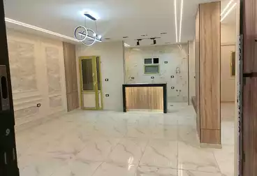 Apartments For sale - 2 rooms - floor 1