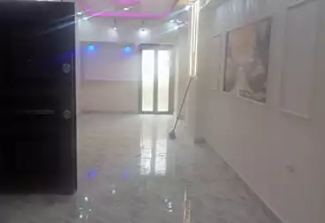 شقق للبيع - 3 غرف - بالدور 2