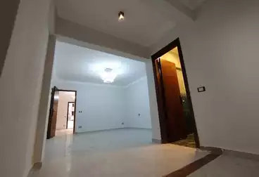 Full Floor For sale - 3 rooms - floor 1