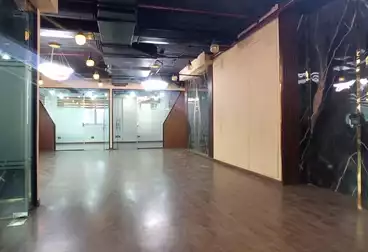 Administrative For rent - 6 rooms - floor 2