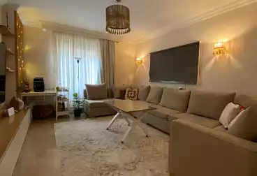 شقق مفروشة للبيع - 3 غرف - بالدور 9