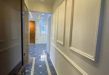 Apartments For sale - 3 rooms - floor 4