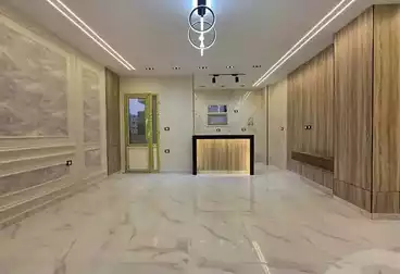 Apartments For sale - 2 rooms - floor 1
