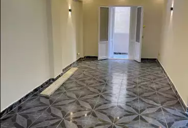 Apartments For sale - 2 rooms - floor 3