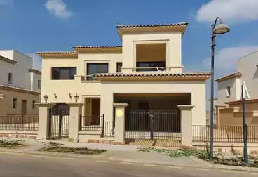 Separate Villa For sale - 5 rooms