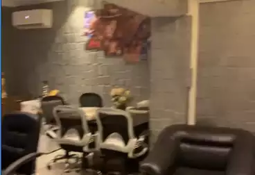 Commercial For sale - floor 0