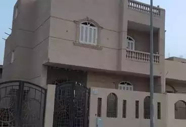 منزل / بيت للبيع - 3 غرف