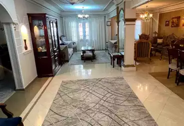 Apartments For sale - 5 rooms - floor 11