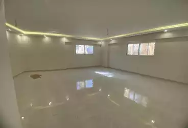 شقق للإيجار - 3 غرف - بالدور 0
