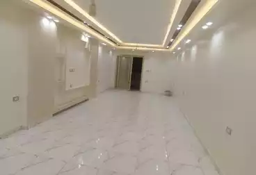 شقق للإيجار - 3 غرف - بالدور 0