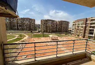 Apartments For sale - 3 rooms - floor 2